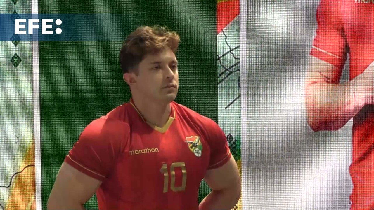 Un verde claro predominante con tonos oscuros en los detalles andinos de las mangas y números caracterizan la camiseta principal que lucirá la selección boliviana de fútbol en la Copa América, la cual se disputará desde el próximo 20 de junio en Estados Unidos. T:55 seg