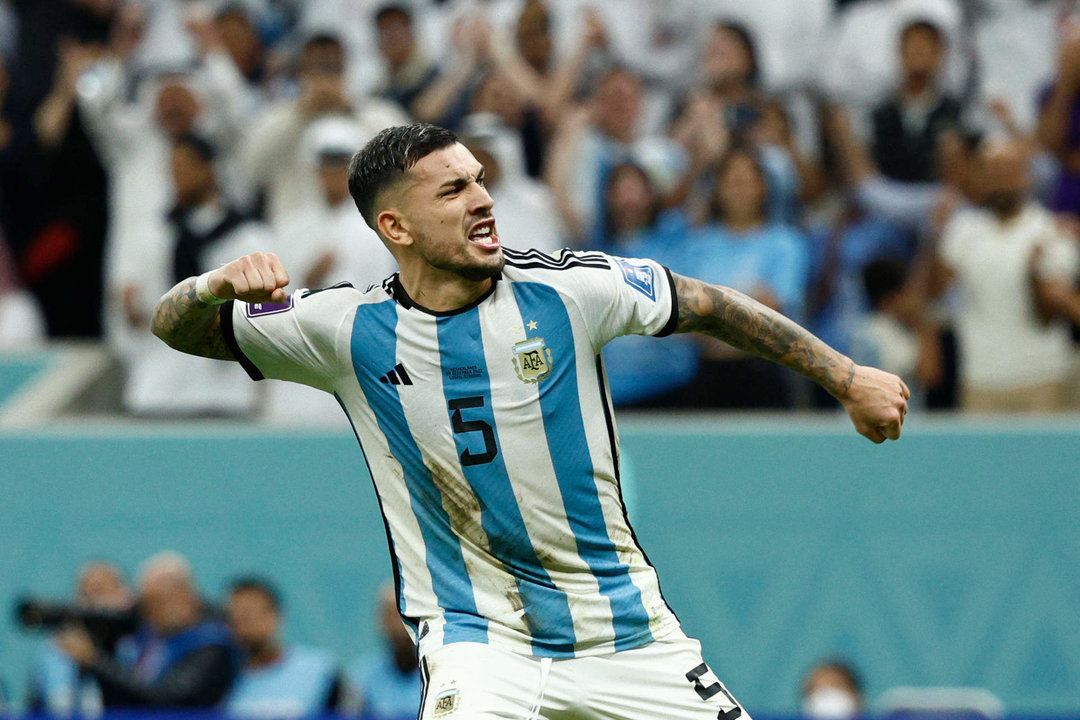 Foto de archivo del centrocampista Leandro Paredes, quien llegó este domingo a Buenos Aires para sumarse a los entrenamientos de la selección de Argentina con miras a la Copa América de Estados Unidos, que comienza el 20 de junio. EFE/ Rodrigo Jiménez