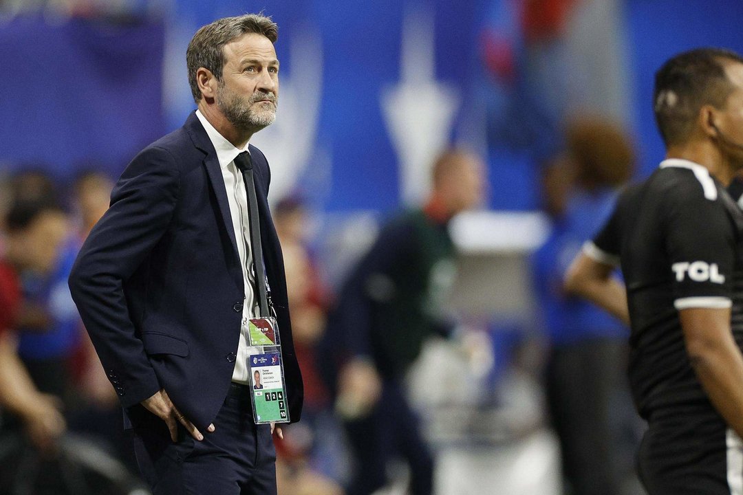 El selecccionador de Panamá, Thomas Christiansen, fue registrado este jueves, 27 de junio, durante un partido del grupo C de la Copa América contra Estados Unidos, en el estadio Mercedes Benz de Atlanta (Georgia, EE.UU.). EFE/Erik S. Lesser