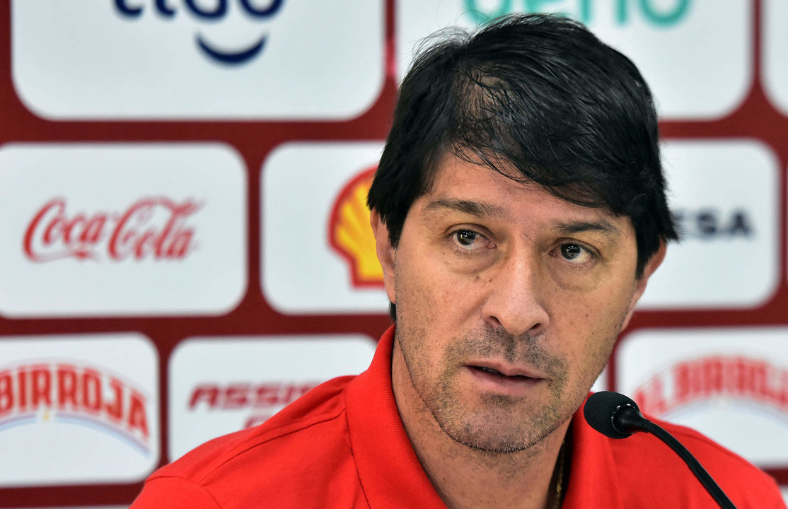 Fotografía de archivo del director técnico de la selección de fútbol Paraguay Daniel Garnero. EFE/ Danielpiris