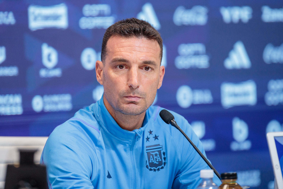 Fotografía de archivo del entrenador de la selección argentina, Lionel Scaloni. EFE/ Luciano González